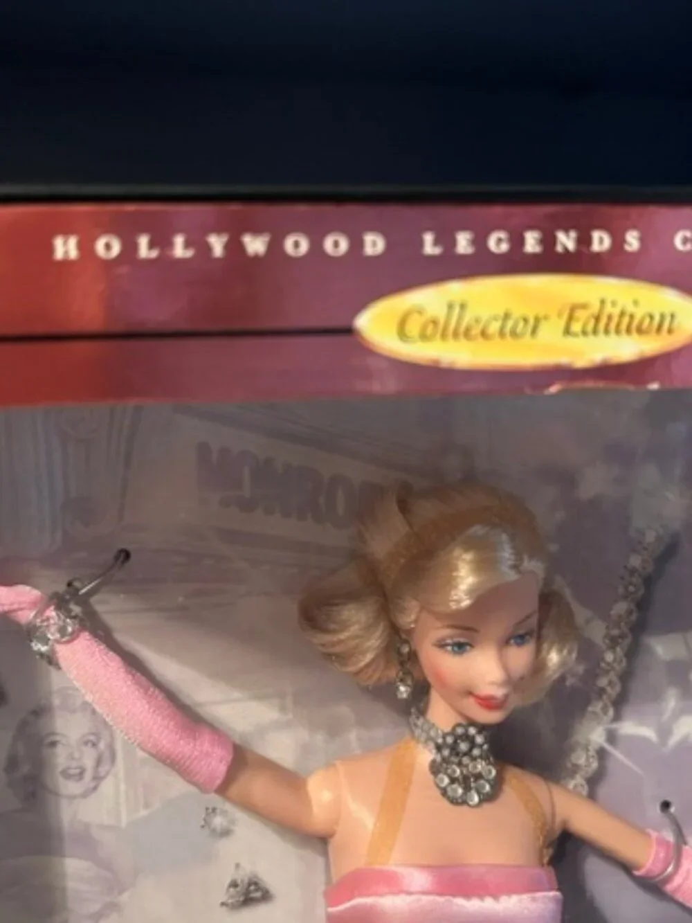 NIB Barbie Marilyn Monroe Gentlemen Prefer Blondes